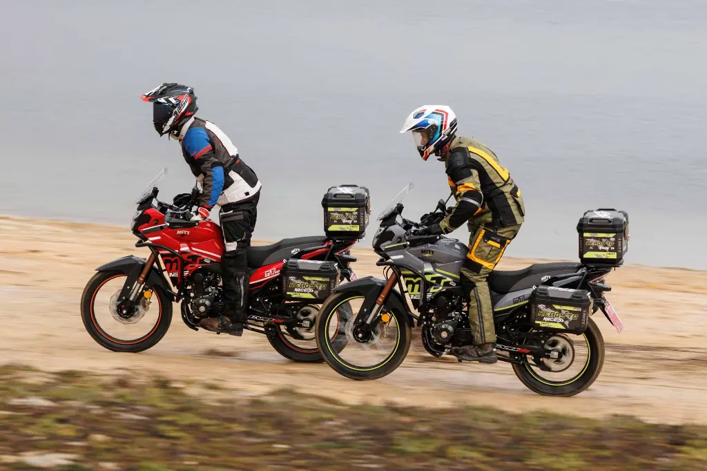 699ec1dc03371db025b4fd59_Mitt_MT_125_086 comprimido.webp