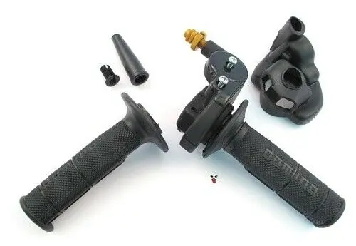 [2122.03] Puño de gas Domino 2t(protector+puños)