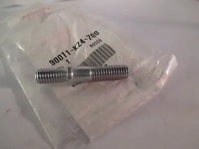 [90011-KZ4-700] Tornillo de culata Honda CR 125 90-07 (90011-KZ4-700)